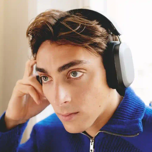 MONDO Over-Ear Sports Edition