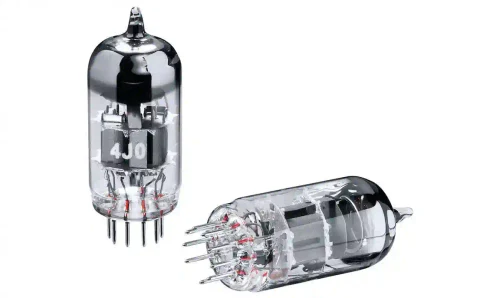 Magnat MA 900