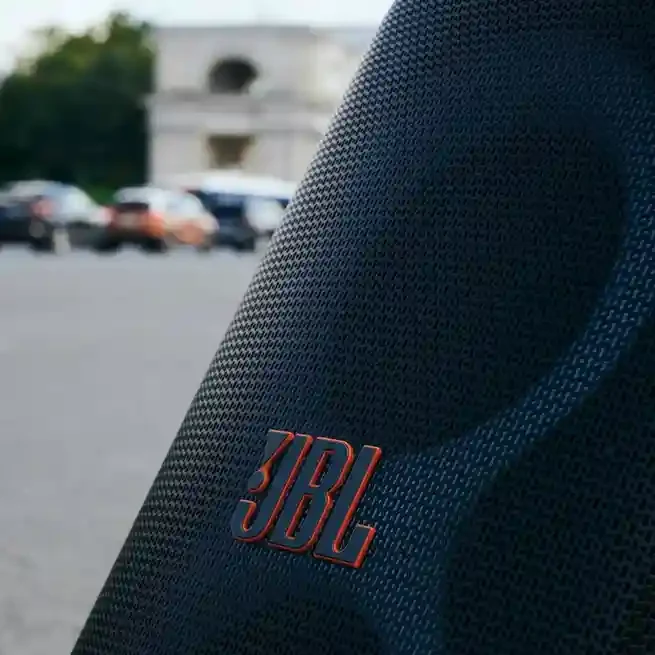 JBL Partybox Stage 320 23