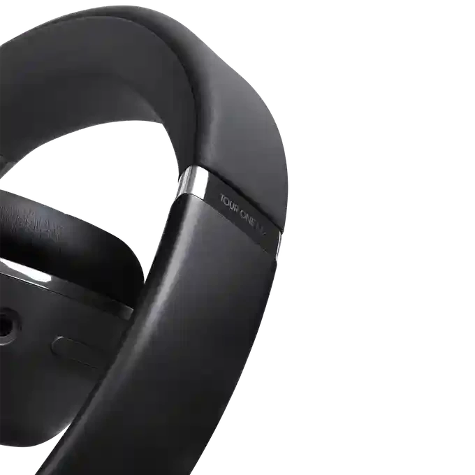 JBL Tour One M2 Black 9