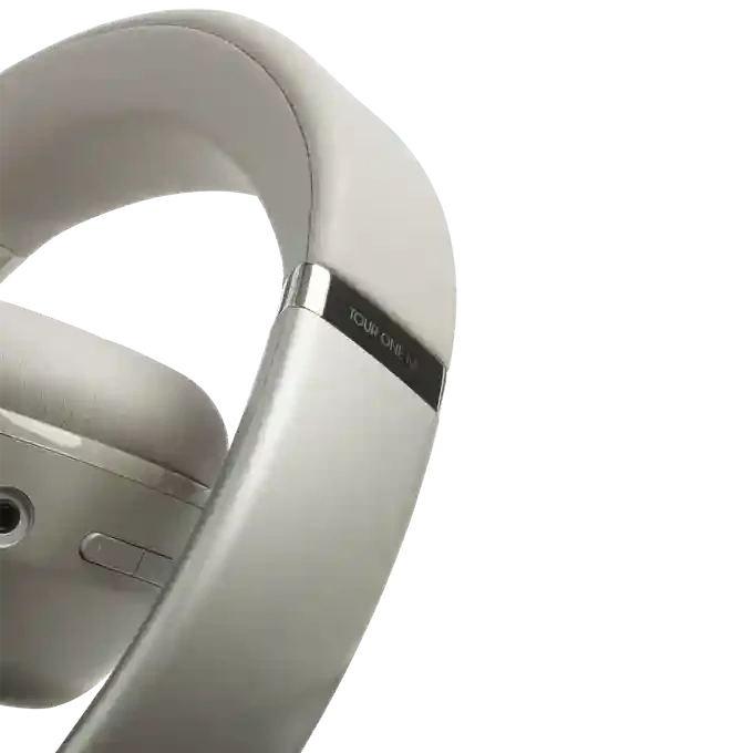 JBL Tour One M2 Champagne 11